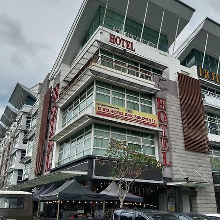 Capital O 812 Hotel Smc Seksyen 13 Shah Alam Dış mekan fotoğraf
