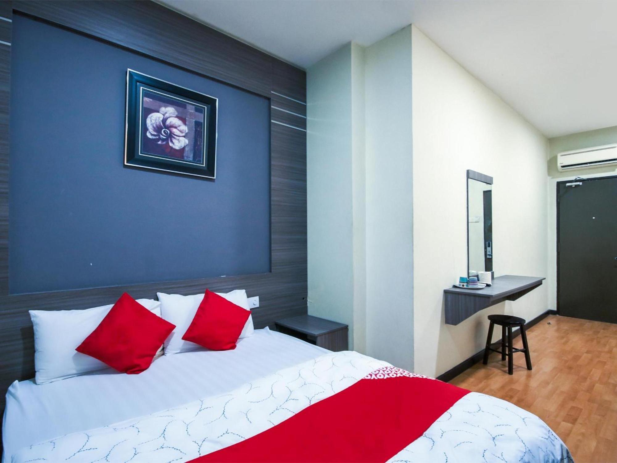 Capital O 812 Hotel Smc Seksyen 13 Shah Alam Dış mekan fotoğraf