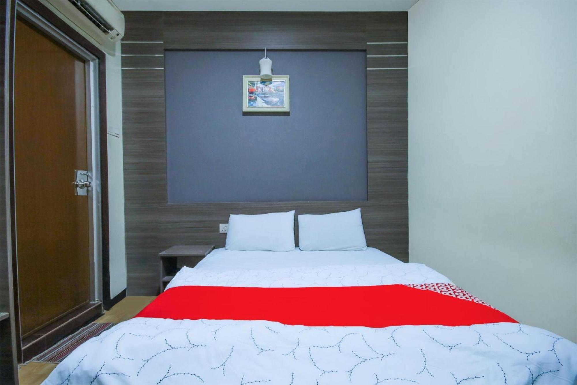 Capital O 812 Hotel Smc Seksyen 13 Shah Alam Dış mekan fotoğraf