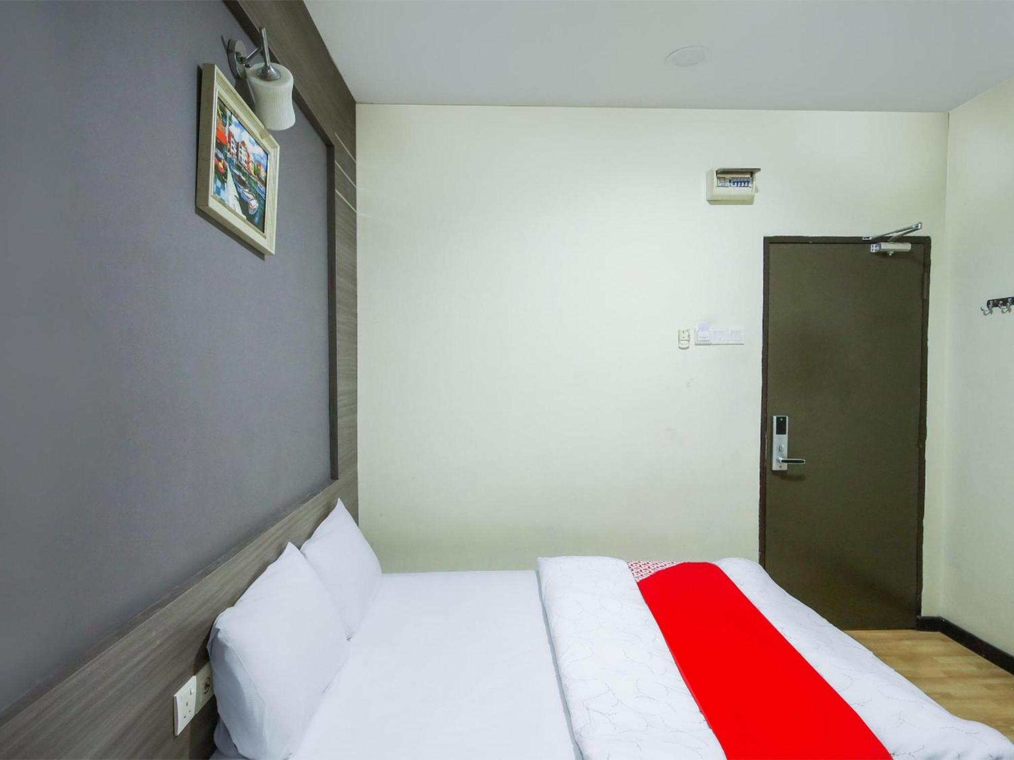 Capital O 812 Hotel Smc Seksyen 13 Shah Alam Dış mekan fotoğraf
