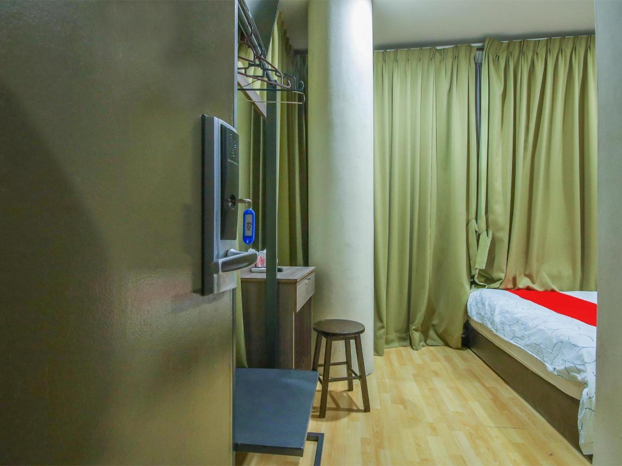 Capital O 812 Hotel Smc Seksyen 13 Shah Alam Dış mekan fotoğraf