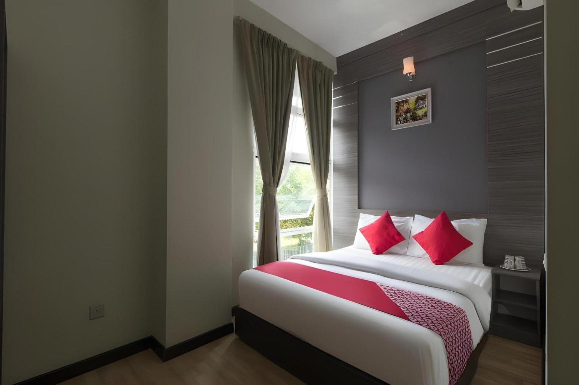 Capital O 812 Hotel Smc Seksyen 13 Shah Alam Dış mekan fotoğraf