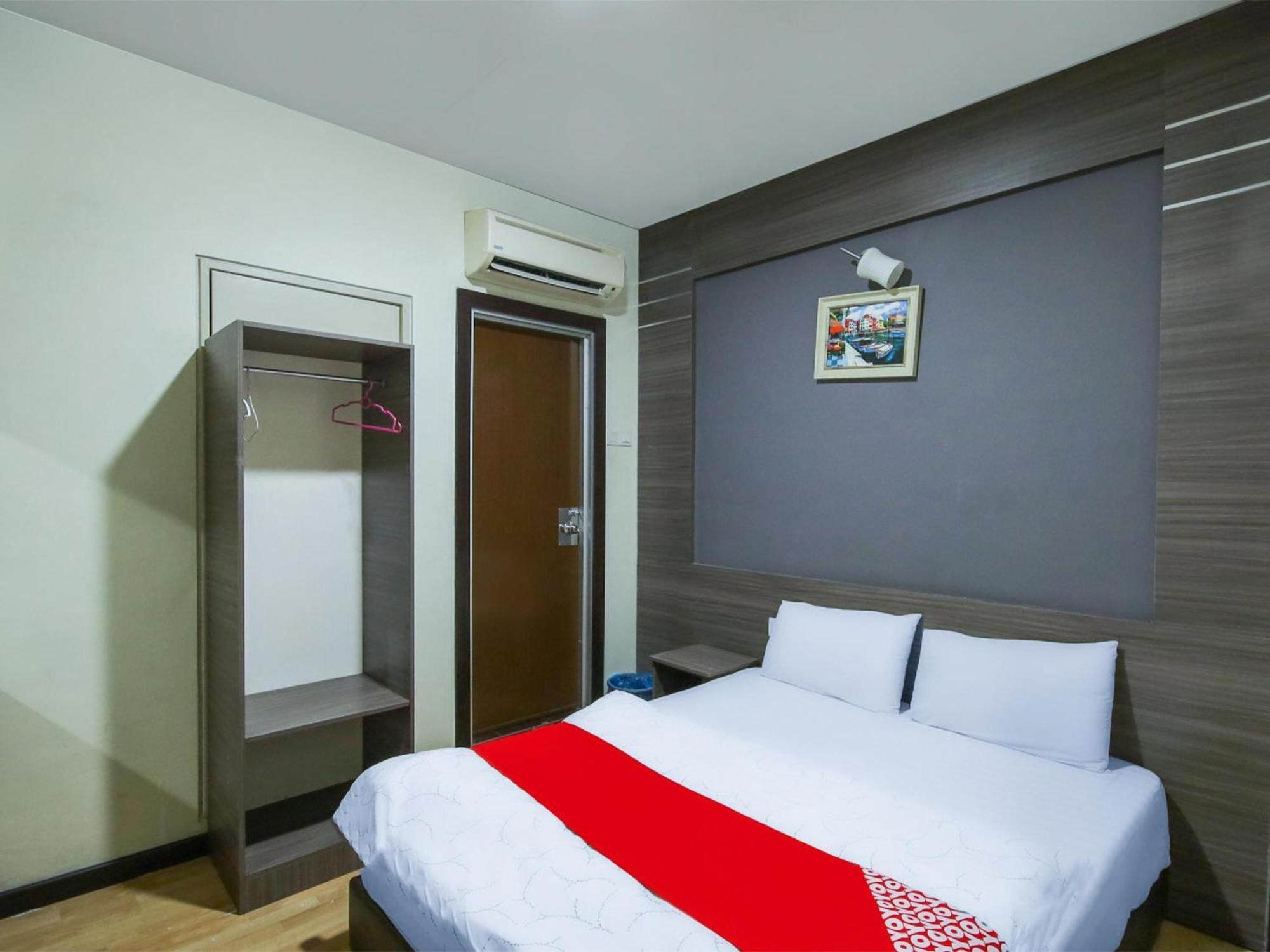 Capital O 812 Hotel Smc Seksyen 13 Shah Alam Dış mekan fotoğraf